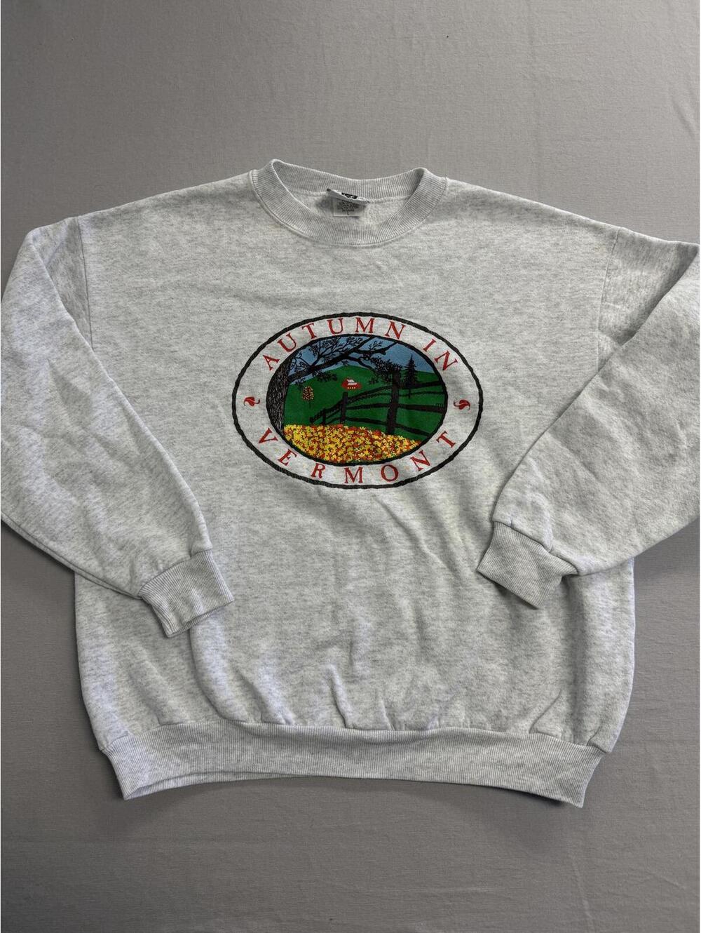 Vintage Lee Vermont Fall Leaves Autumn in Vermont Sweatshirt